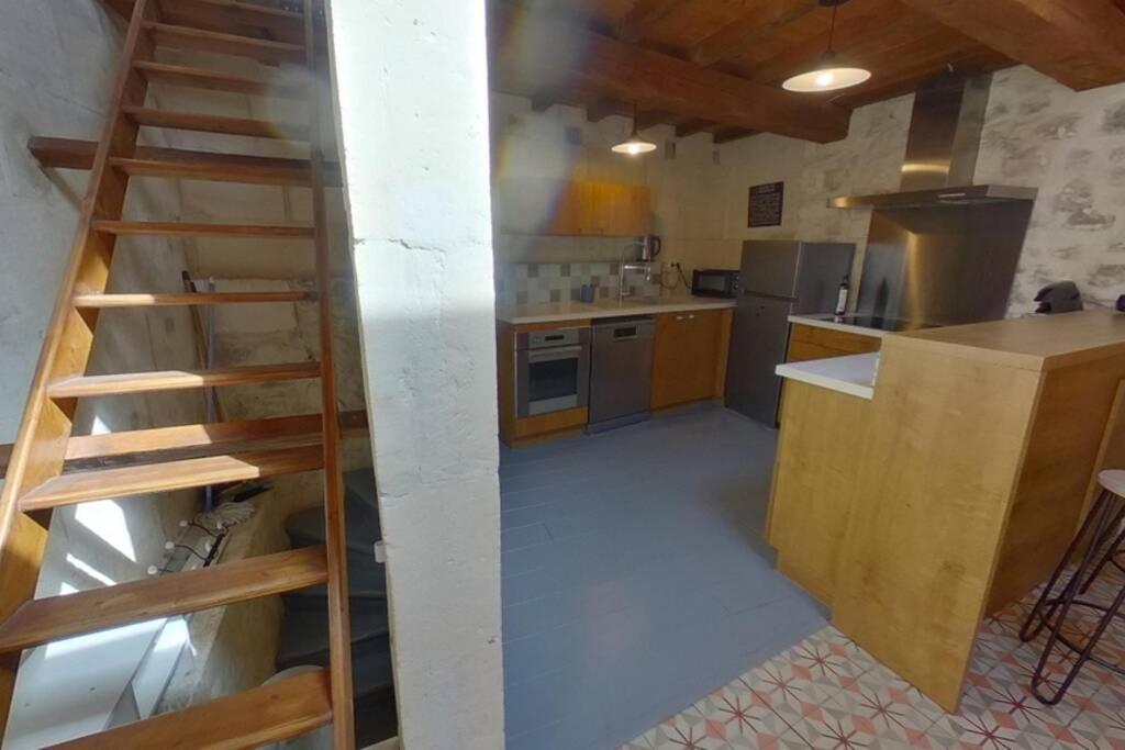 Maison De Charme Dans Le Centre Historique , Wifi Clim 6 Pers Calme Et Confort Leilighet Arles Eksteriør bilde